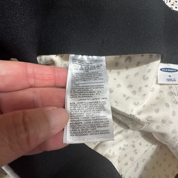 Old Navy Cream with Black Spots Side Zip Pants - Picture 12 of 12
